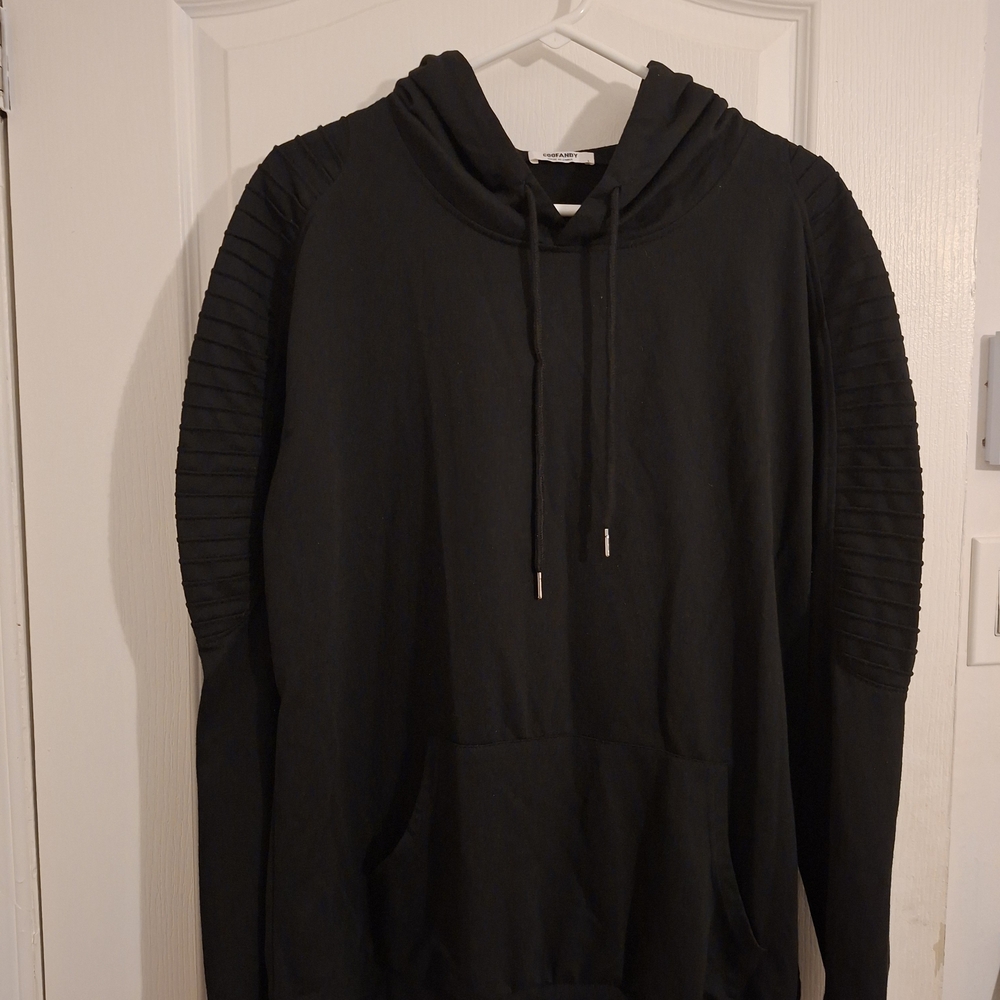 Men's Black Hooded Sweater with Ribbed Sleeves